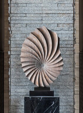 样板房抽象木雕竖高m玄关装饰摆件客厅电视柜实木艺术雕塑软装饰