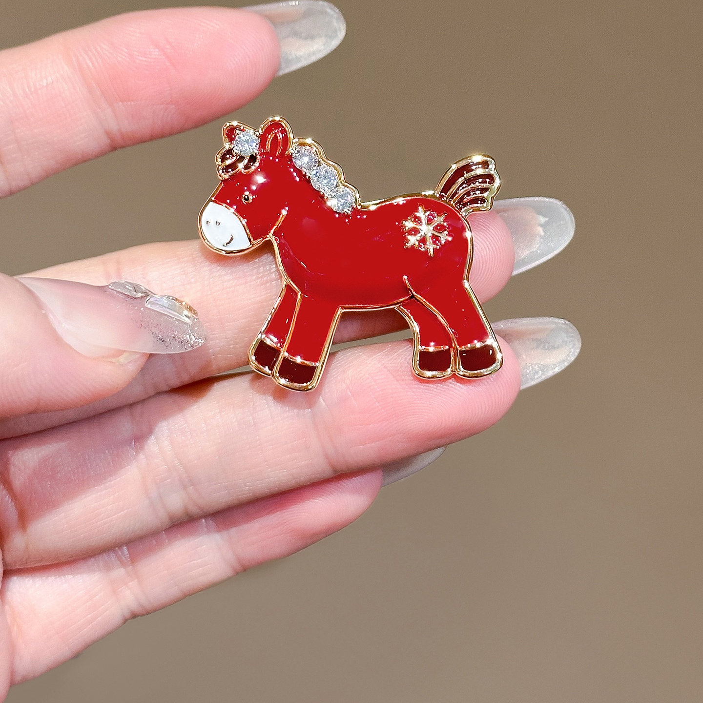 新款本命年生肖红色小马驹胸针