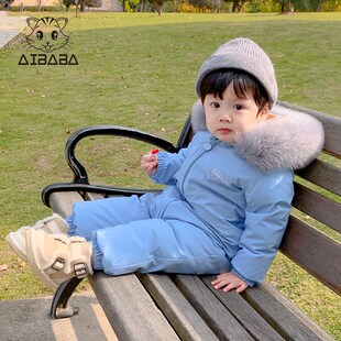 婴儿连体羽绒服男女宝宝冬季外出哈衣婴幼儿N羽绒抱抱爬服套装加