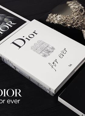 时装模特装饰真假书摆件摄影杂志软装样板房样品屋展示中心妆台衣