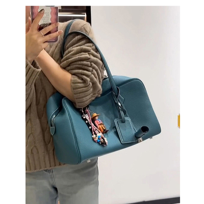 UR手提波士顿枕头包女2024新款秋冬大容量高级感日常通勤单肩托特