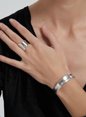 assaid漫游系列哑光宽手镯