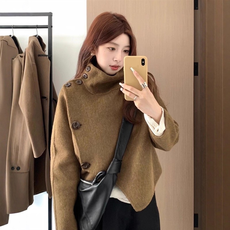 气质浅棕色毛呢羊绒外套女秋冬季小个子百搭立领短款呢子上衣新款