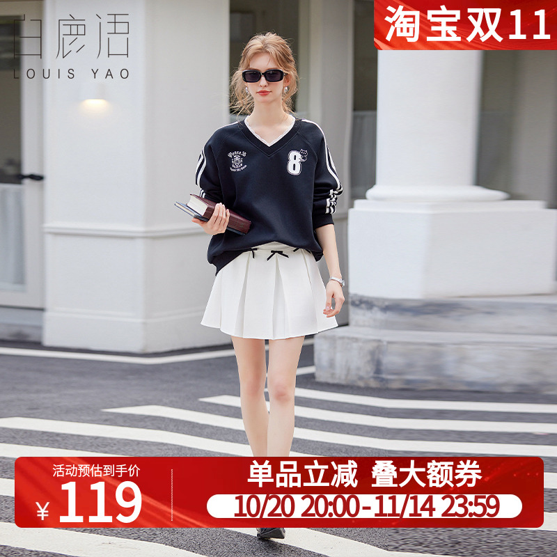 白鹿语甜美蕾丝拼接V领卫衣