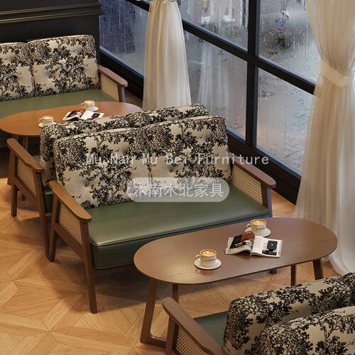 复古南洋风实木藤编咖啡厅卡座沙发桌椅奶茶店西餐厅商用桌椅组合