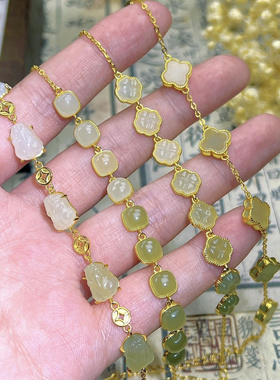 和田玉四叶草手链复古清新设计