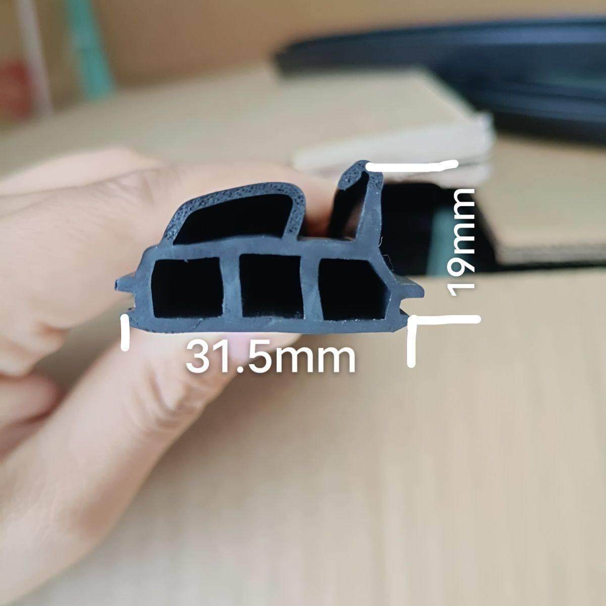 门窗三元乙丙覆合发泡密封条断桥铝门窗中框防水隔音挡风抗冻耐用,3C数码配件,USB多功能数码宝,淘宝优惠券,粉丝福利购,淘宝优惠卷