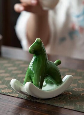 摇摇马陶瓷小摆件办公室客厅茶宠桌面装饰品高级感禅意工艺品解压