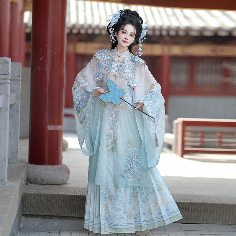 山茶花|明制云肩汉服女2026新款春夏季马面裙套装刺绣长衫古装