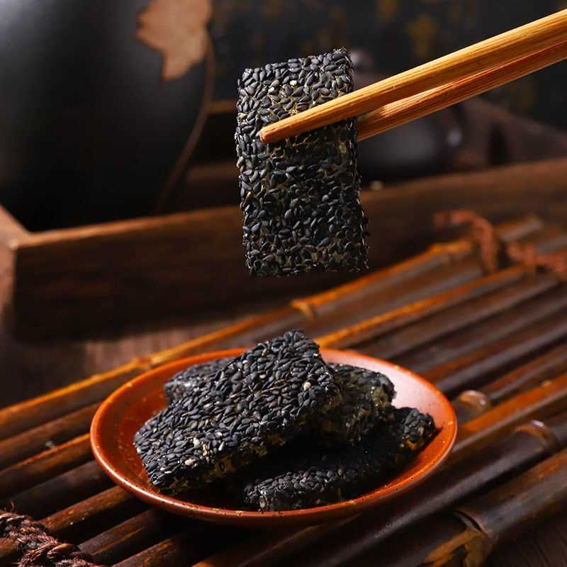 正宗纯手工牛皮糖芝麻花生牛筋软糖果小时候怀旧小吃零食食品批发