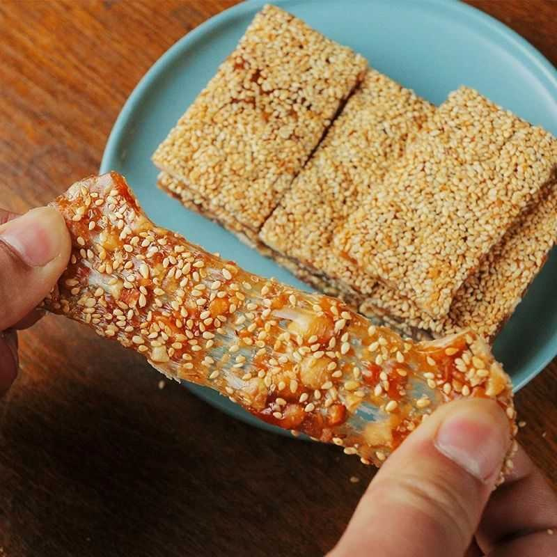 正宗传统芝麻牛皮糖老式休闲花生牛筋糖手工熬制80后怀旧零食