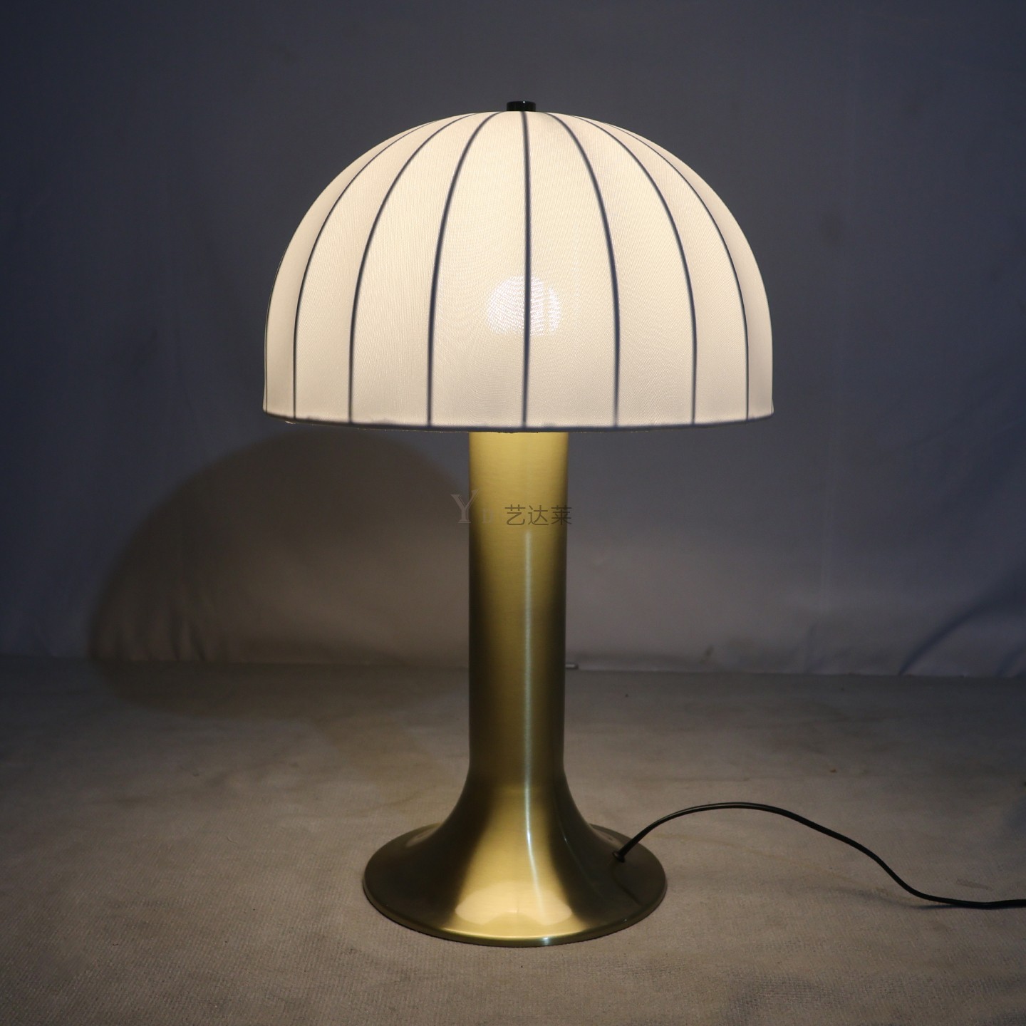 法式中古风极简布艺台灯