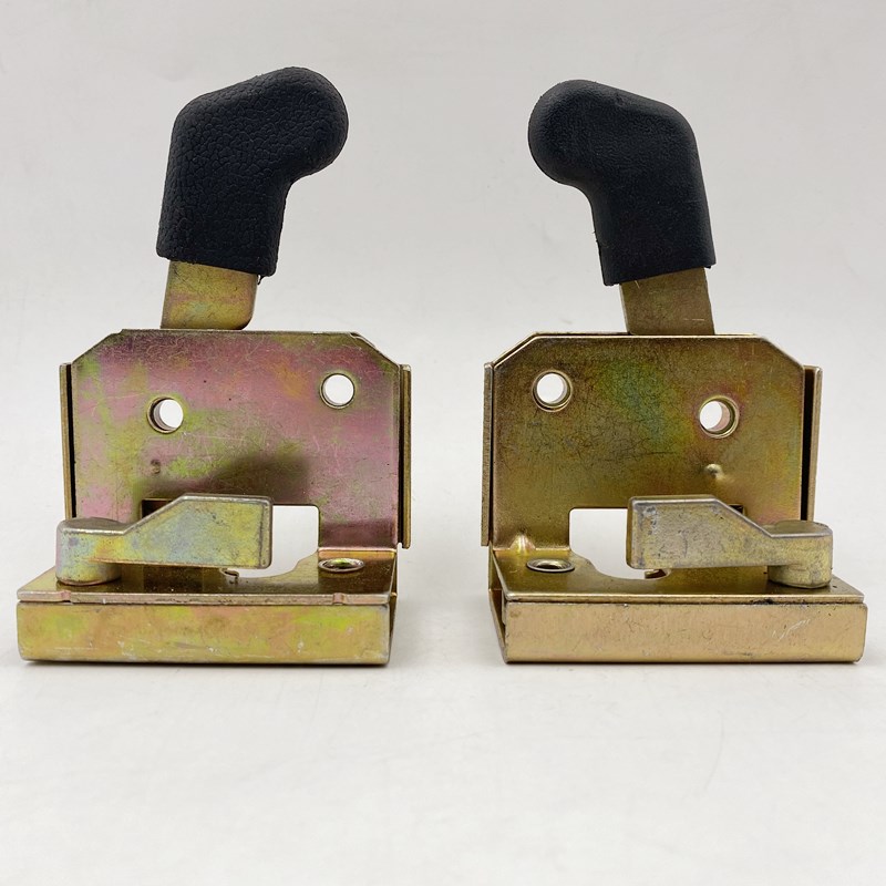 电动三轮车车门锁封闭四轮车全蓬车内门锁板锁块锁体反锁金彭包邮