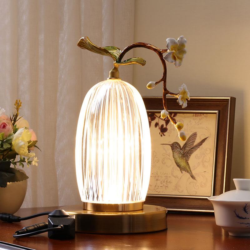 轻奢个性装饰台灯卧室床头小夜灯简约现代温馨浪漫调光触摸家用灯