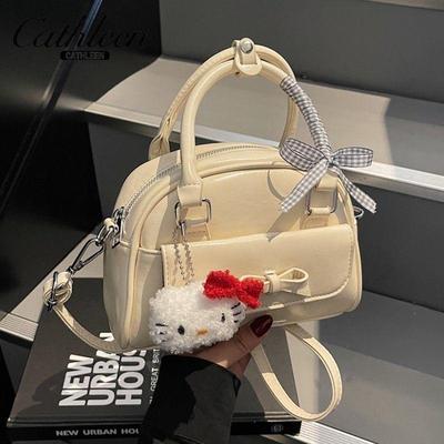 高级感小众包包女新款时尚斜挎包女士手提保龄球包外出休闲C1