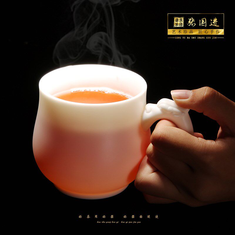 张国进手造羊脂玉茶具大容量个人专用茶杯带盖茶水分离水杯貔貅杯