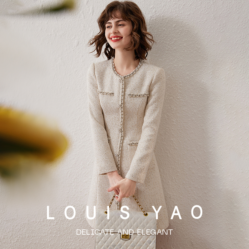 白鹿语优雅亮片钉珠修身连衣裙