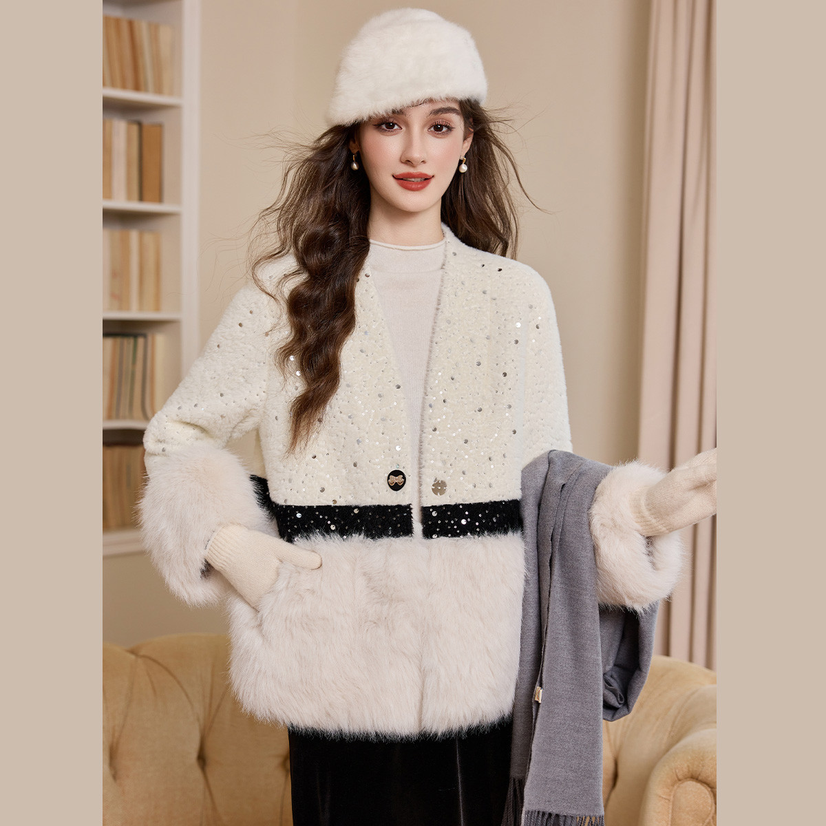 白鹿语千金风V领亮片外套2025秋冬新款仿水貂毛拼接厚款女式大衣