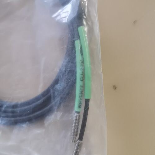 议价全新基恩士KEYENCE光纤FU-77V，原装正品，线长1.维修
