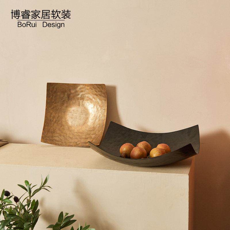 进口轻奢手工锤纹金色纸造型金属水果盘异形托盘家居软装收纳摆件