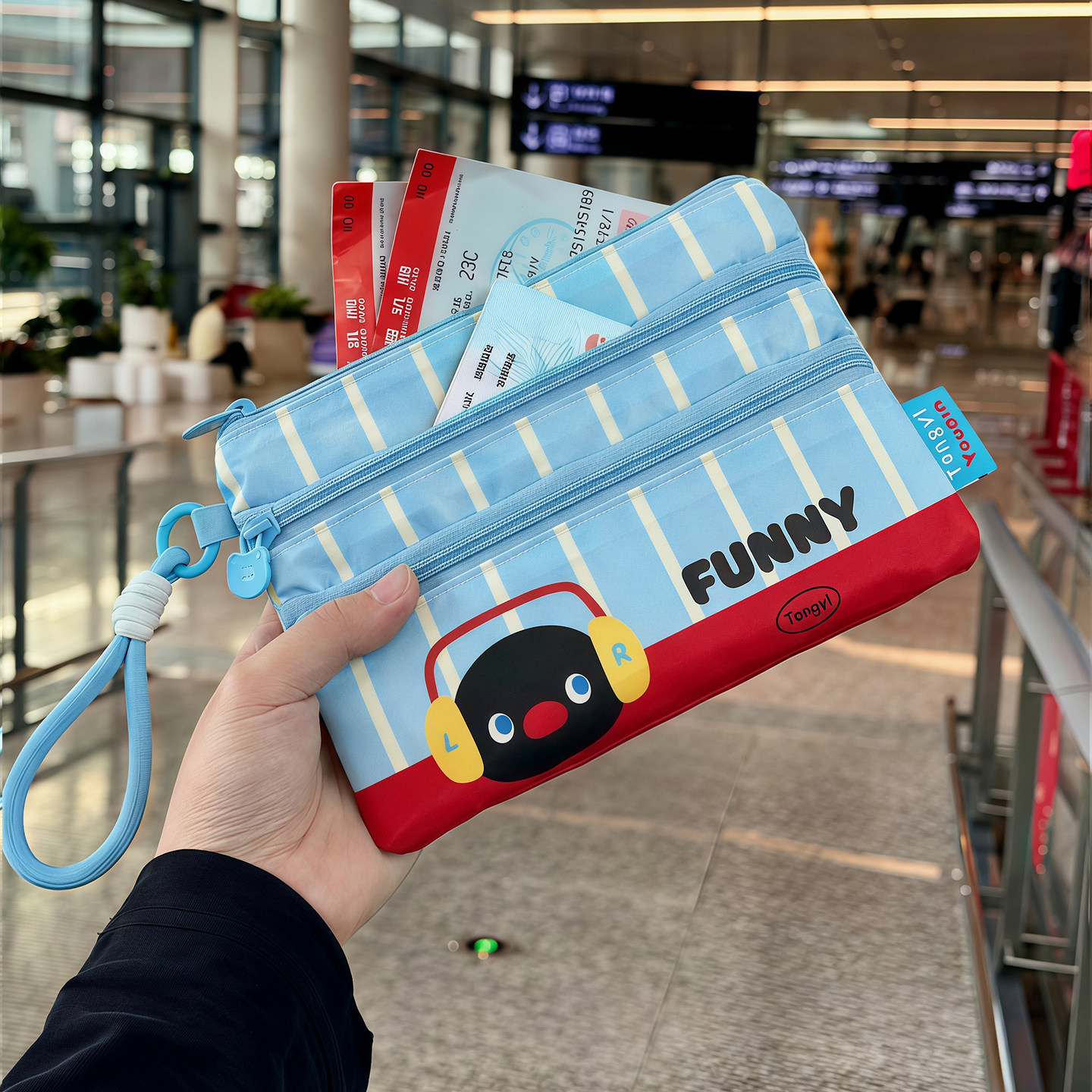 pingu企鹅卡包证件包旅行便携出国身份证护照收纳包大容量钱包