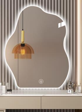 云朵智室能l9527ed化发妆镜壁挂卧梳妆台镜子挂墙式带灯光形异梳