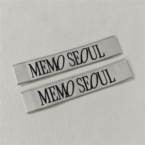 韩国领标现货 缎面高密度织唛 织边带印唛洗水标侧标 布标签定制