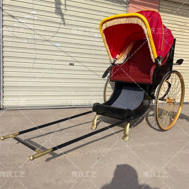 仿古人力黄包车三轮复古老上海黄包车双人婚庆可拉客观光舞台厂家