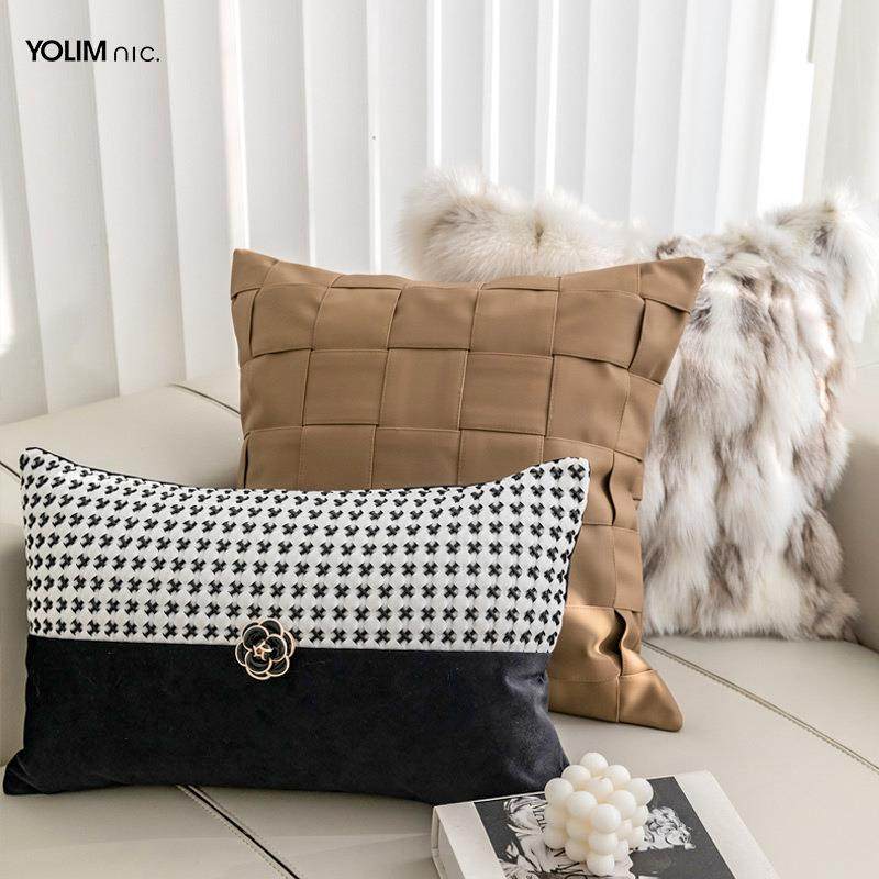 现代简约抱枕沙发厅客高档意式奢沙发靠轻垫枕咖色棕色黑白ECN靠