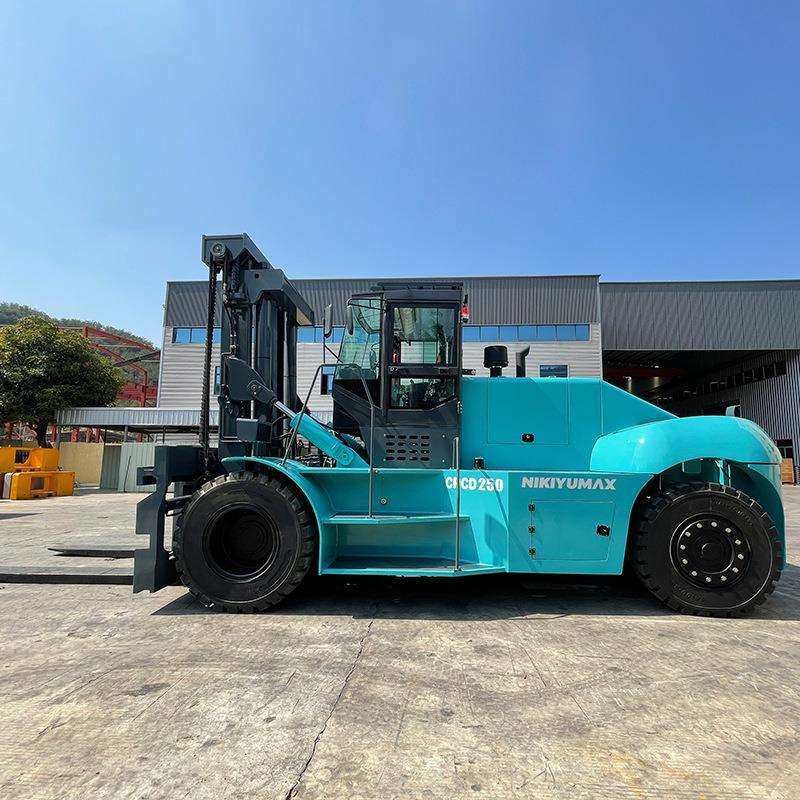 源WRE头厂家1.吨四轮平衡电动叉车野式叉车货物装卸越升5降重叉车