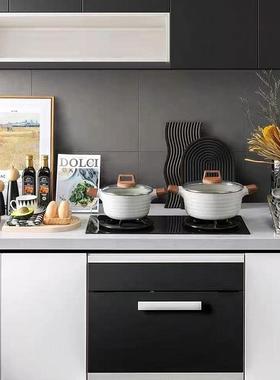 全屋定制展厅公寓样板间厨房摆件高级感锅具花艺组合轻奢软装饰品