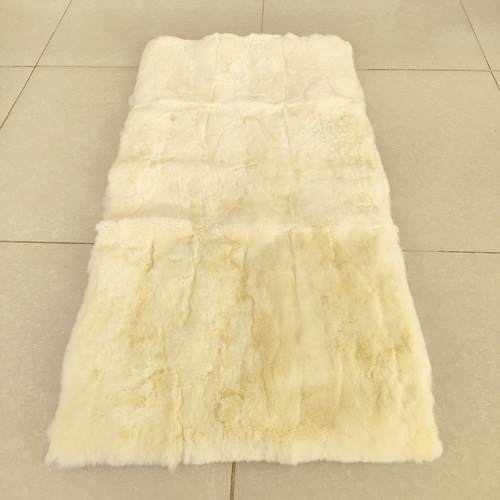 獭兔皮毛真皮真毛整张皮拼接毯子坐垫衣服面料沙发垫飘窗垫床边毯