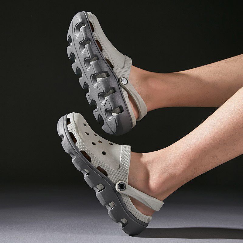 夏季男士特大码凉鞋45加大号46加肥47防滑48外穿沙滩洞洞拖鞋男潮