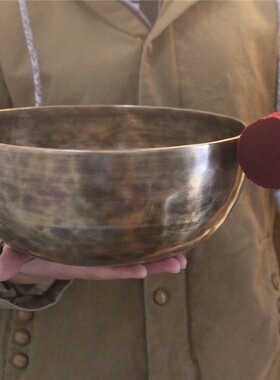 颂钵om音尼泊尔手工纯铜音疗钵孟铜磬E发音钵碗瑜伽静心钵24cm摆