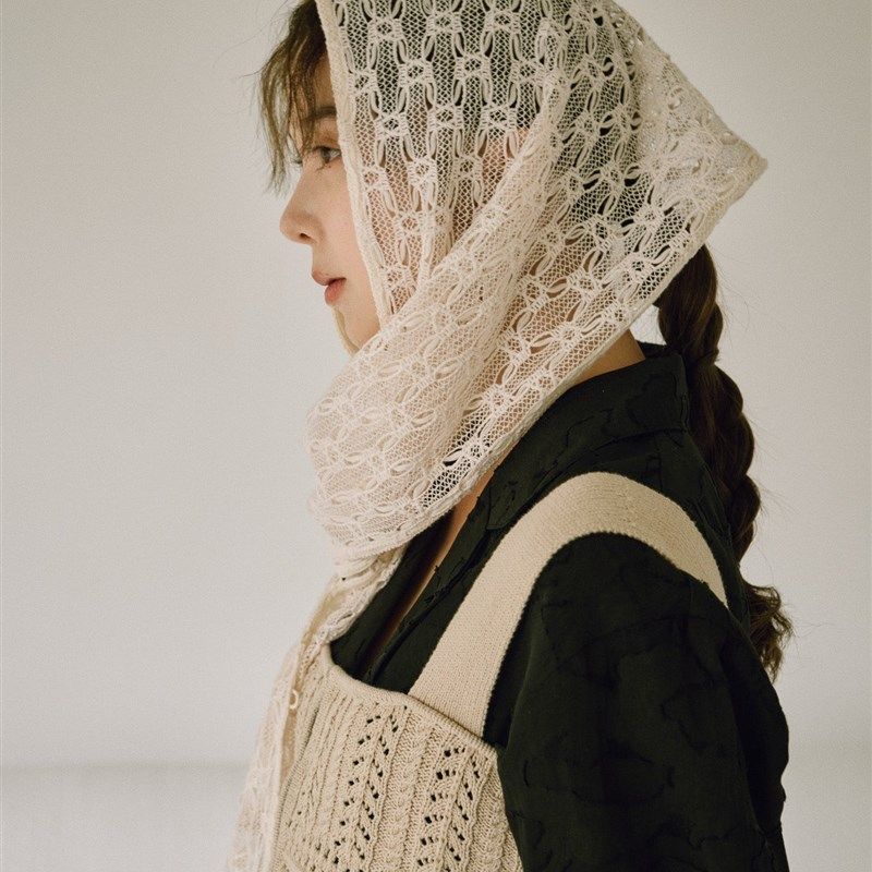 e@ph1 淡色系女子 棉线蕾丝钩花镂空精美多功能斜襟外搭披肩围巾