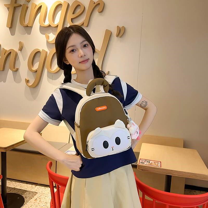 2025新款幼儿园外出小背包猫咪可爱儿童旅游轻便小学生女孩用书包