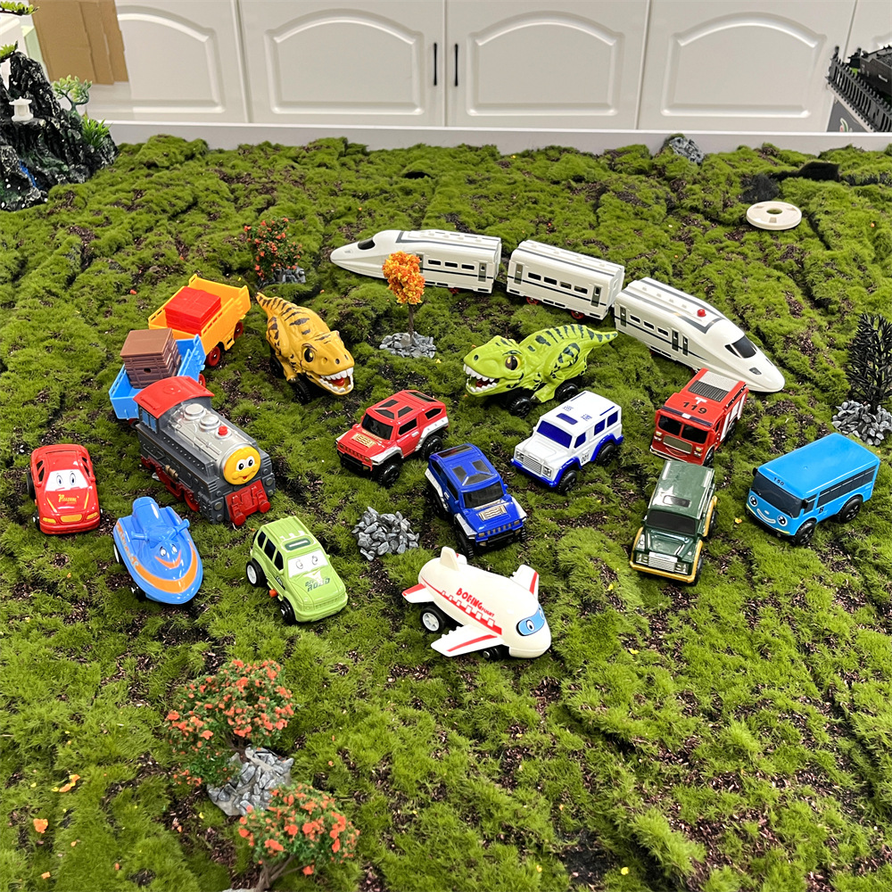 伟佳轨道玩具专用配件小车 儿童电动小汽车轨道车 火车头赛车车子