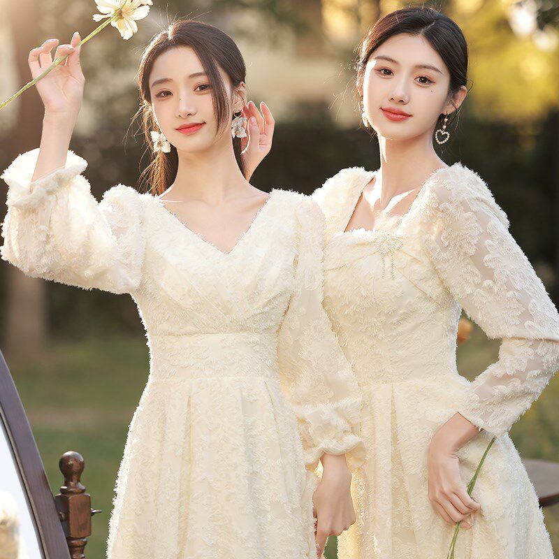 香槟色伴娘服长款2024冬季新款结婚姐妹裙伴娘团仙气质长袖礼服裙