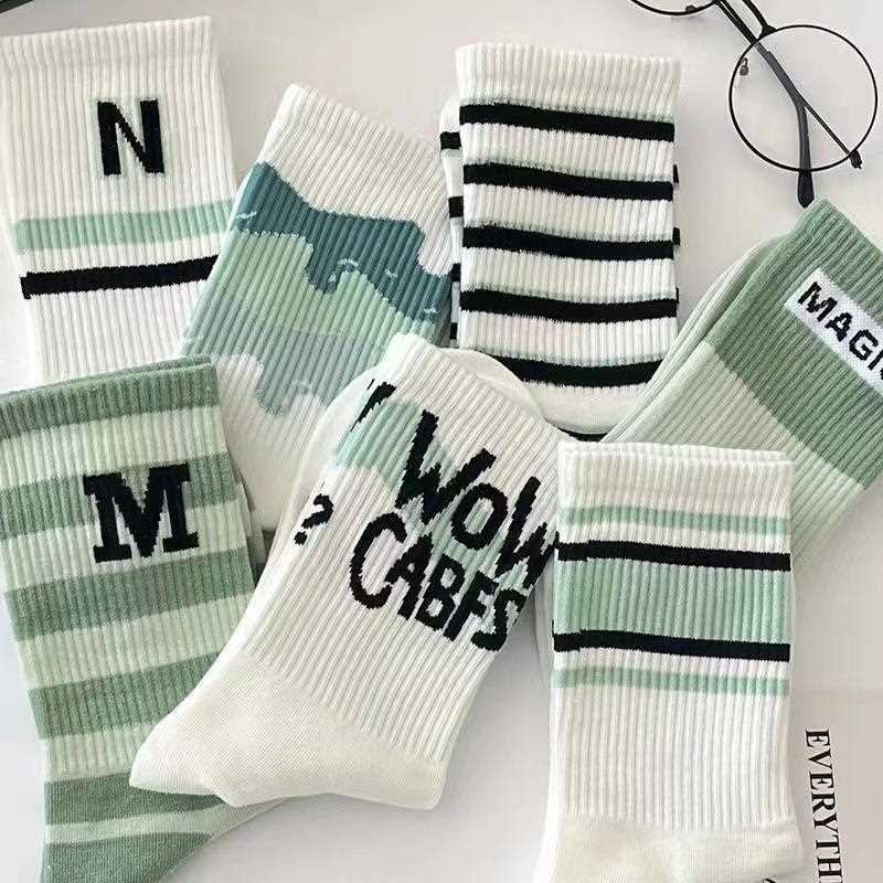 直销新款袜子女中筒ins潮百搭高颜值森系炸街冬秋季新款学生运动