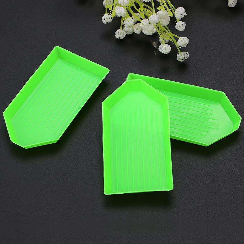 直销新款钻石画工具点钻盘心形盒点钻盘装钻盘钻石画点钻盘尖嘴白