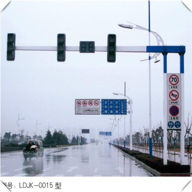 厂家定制F型单臂双杆交通信号灯高速路孔一体化红绿灯