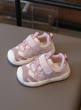 女宝宝学步鞋软底春秋款0一1-3岁婴儿鞋子L网面透气男宝新款机能