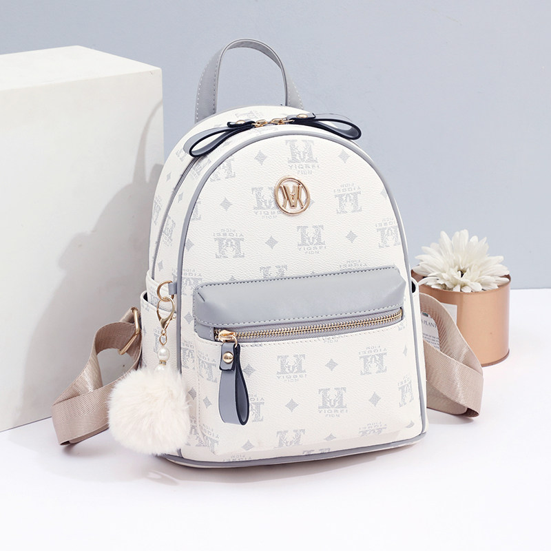 女士背包2021新款洋气背包女夏旅行逛街小双肩背包女小包时尚百搭