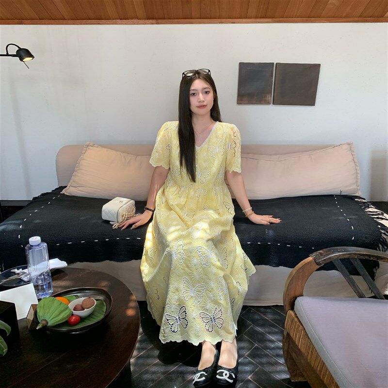 NAZ那子大尺码夏季涤感r立体刺绣重工蕾丝刺绣V领胖mm洋派时尚洋