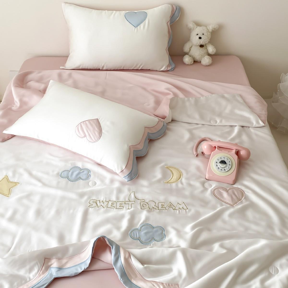 卡通爱贴刺绣60S兰天XY-9丝夏凉布被四件套双面凉感精裸睡可床上