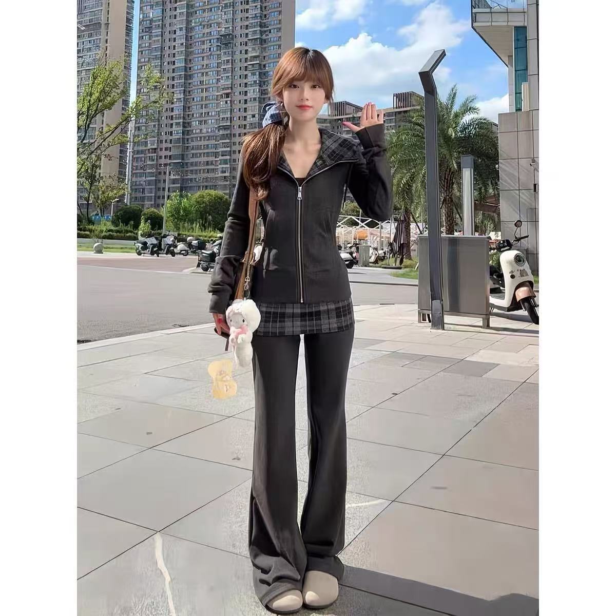 气质高级感格纹拼接连帽长袖修身卫衣外套高腰拼接微喇长裤两件套