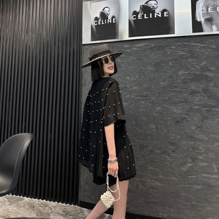 女装 黑色显瘦百搭T恤衫 领边镂空钉珠短袖 款 上衣胖妹妹夏季 加大码