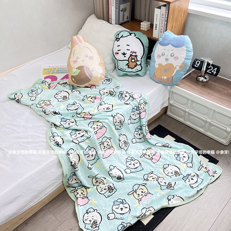 可爱卡通吉伊毛绒抱枕毯空调毯二合一两用午睡毯车载毛毯盖毯礼物