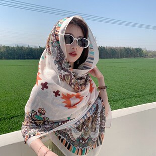 披肩女外搭民族风2025新u款夏季薄款云南旅游头巾丝巾海边纱巾围