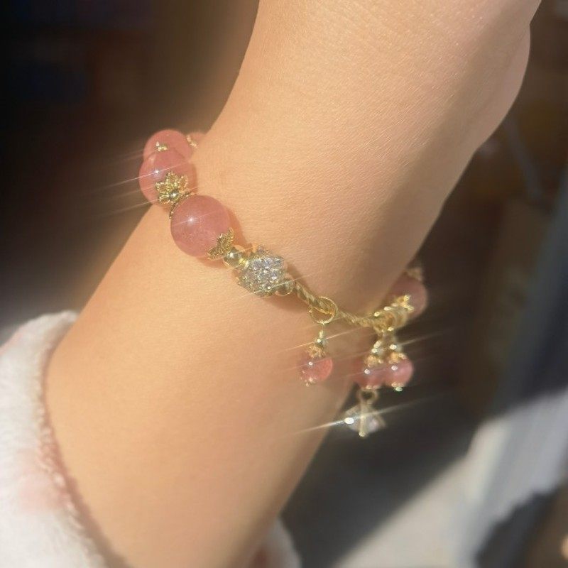 遇见小莓好天然草莓水晶手链女小众设计小清新手串学生手饰